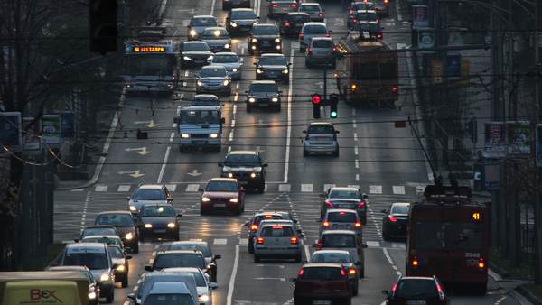 Raskrsnica Kneza Miloša i Nemanjine ulice, urbani puls